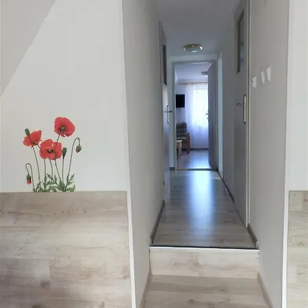 Podkrovni V Zatisi Appartement